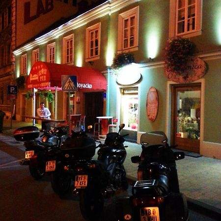 Rooms Su Su Karlovac Quarto foto